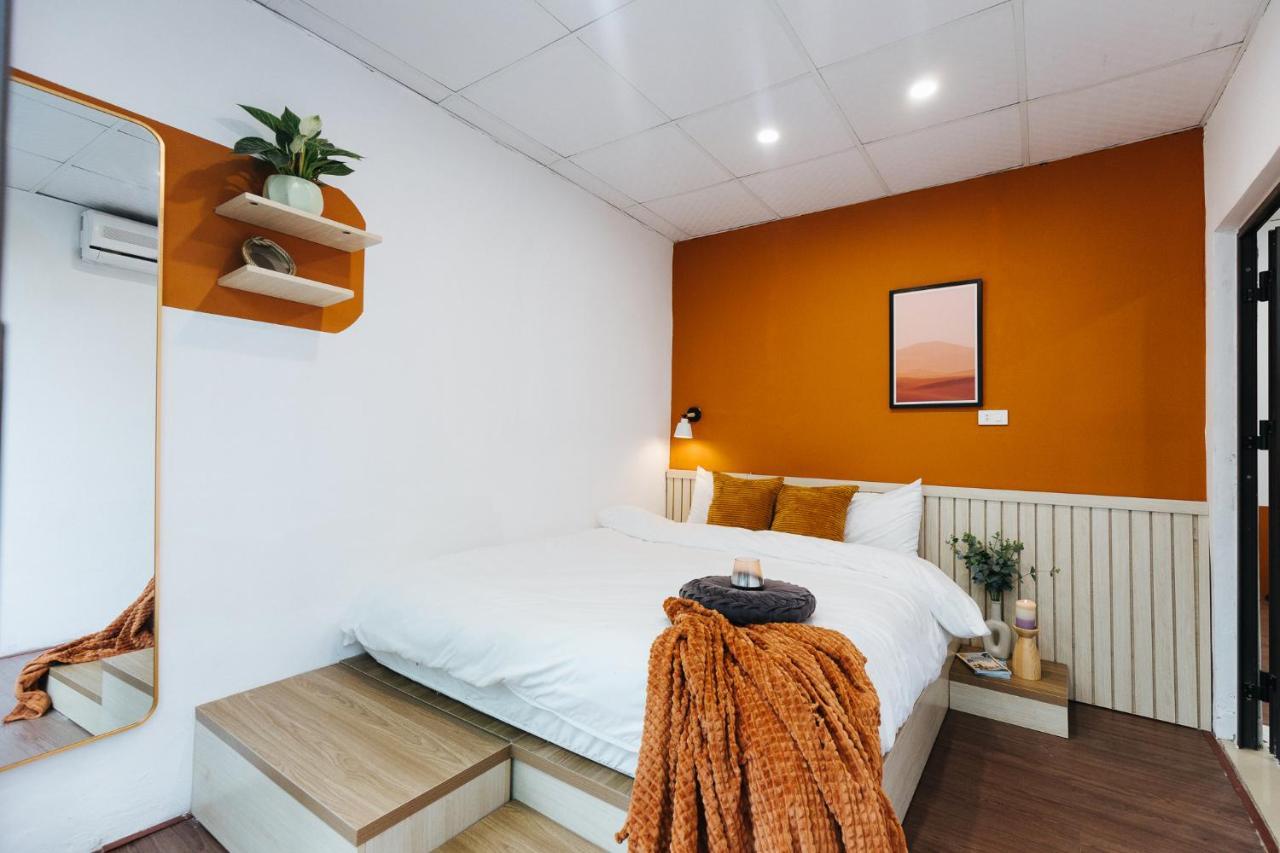 Apartment Economy & Premium With Large Groups, Central Location Hanoi